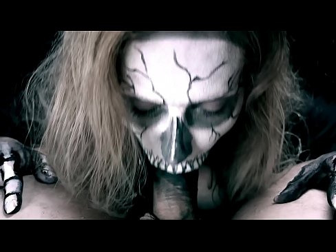 ❤️ Demon puella sugentem gallum cum nigro ore suo deglutivit cum . at porn la.dreamlandpassionfever.ru